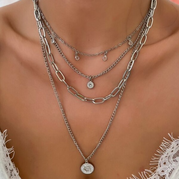 Multilayer Pendant Chain Necklace Set Boho Layered Gold Tone - Picture 5 of 8